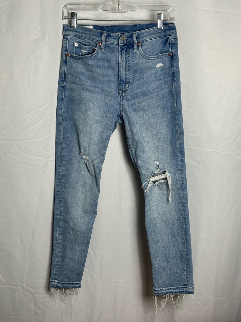 GAP Distressed Cigarette High-Rise Jeans 28/6 Short